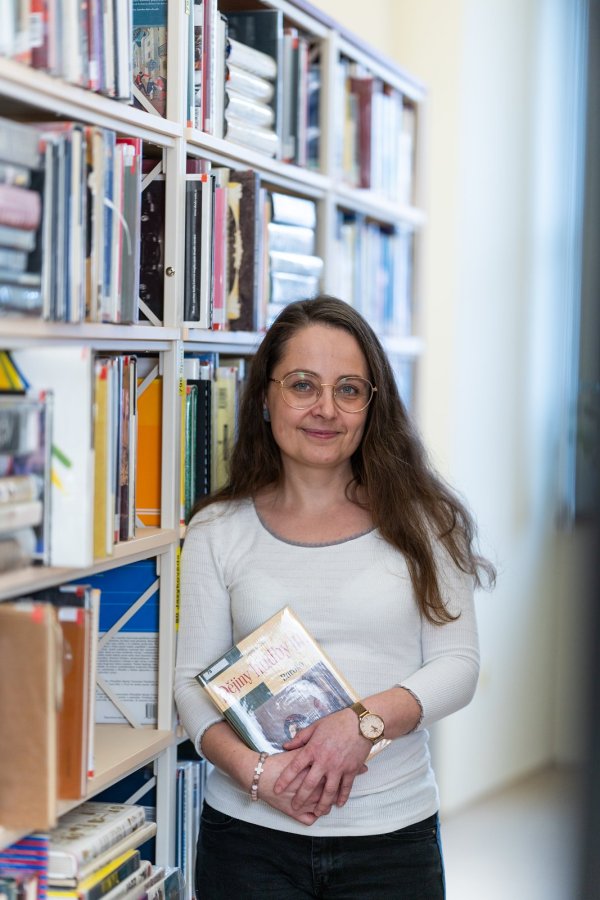 Ludmila Breuová, studovna, propagace
